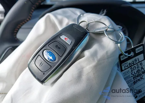 2025 Subaru Forester Sport z USA, uszkodzony, nr VIN JF2SLDFC3SH568175